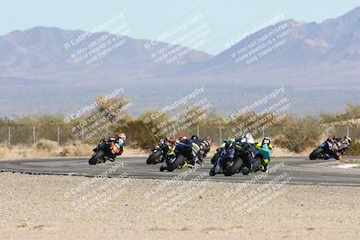 media/Dec-06-2025-CVMA (Sat) [[4a896cc04c]]/Race 4-Formula Middleweight/